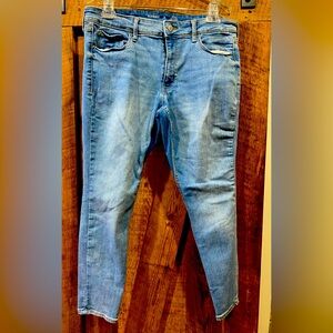 GAP Womens Size 12 Petite Rockstar Skinny Jean Mid Rise